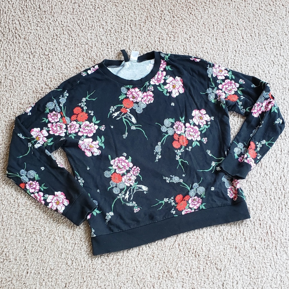 Super Cute H&M Cotton Sweatshirt Black with Pretty Pink Red Green Floral Flowers